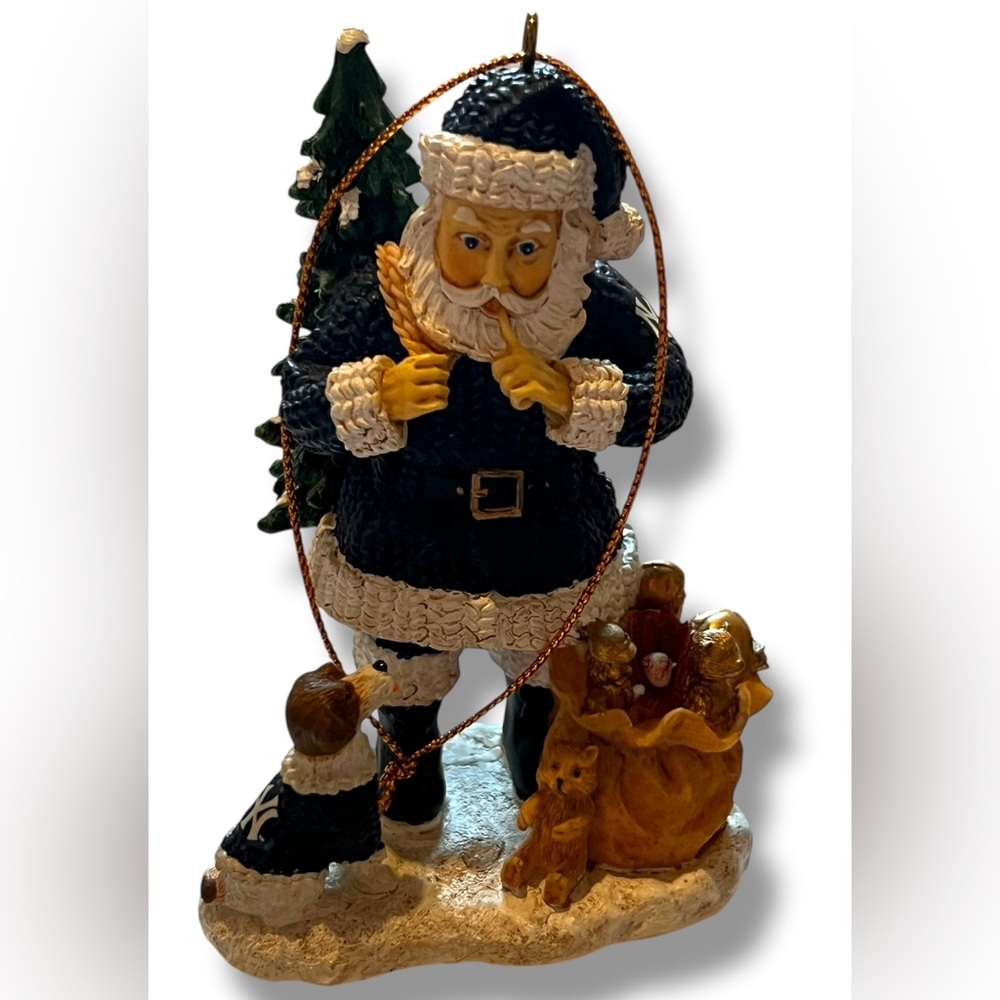 Santa's Friend  NY Yankees Santa & Dog 3rd In Series 2002 MLB Memory Co In Box
